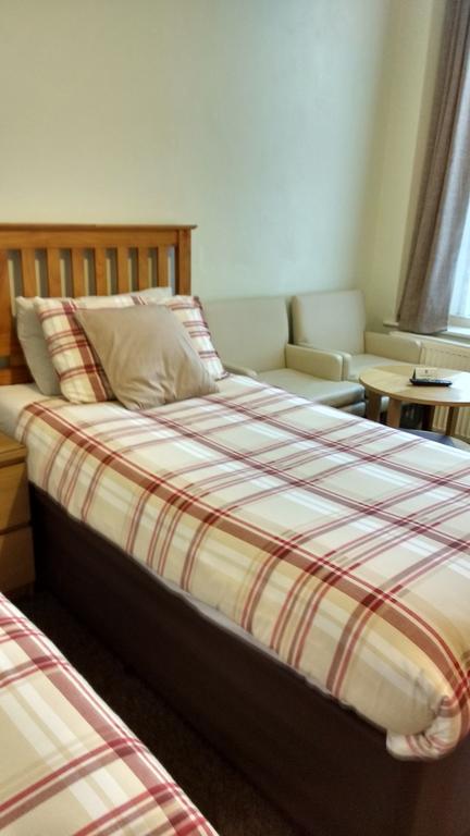 Kenilworth Guest House ウェストン・スパー・メア エクステリア 写真